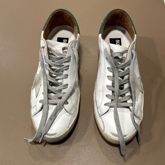 Golden Goose sneakers with green trim - Picture 6 of 9